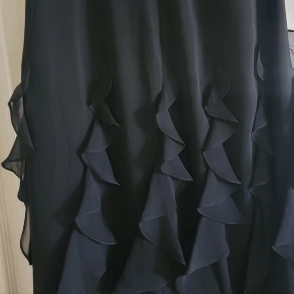 ADRIENNE VITTADINI Long Black Ruffle Skirt - Picture 6 of 12